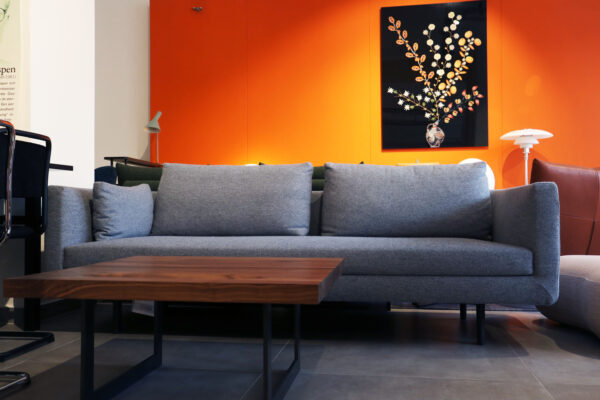 Design meubelmerken tegen scherpe prijzen tijdens de winteropruiming van Hartman. Leolux - Vitra - Eames - Cor - Rolf Benz - Design on stock - EYYE