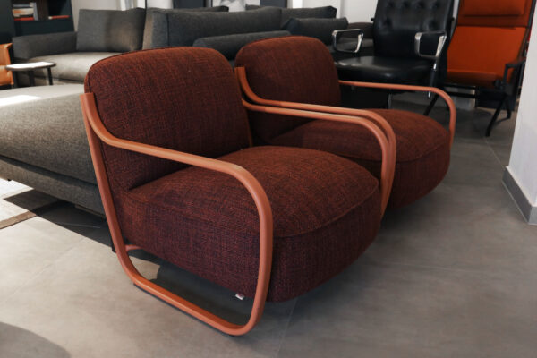 Design meubelmerken tegen scherpe prijzen tijdens de winteropruiming van Hartman. Leolux - Vitra - Eames - Cor - Rolf Benz - Design on stock - EYYE