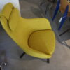 HAL - lounge chair - Vitra. Geel gestoffeerd met donker houten poten. Afmeting: B58 x D62 x H104,5 cm. Zonder levertijd bij Hartman Binnenhuisadviseurs.
